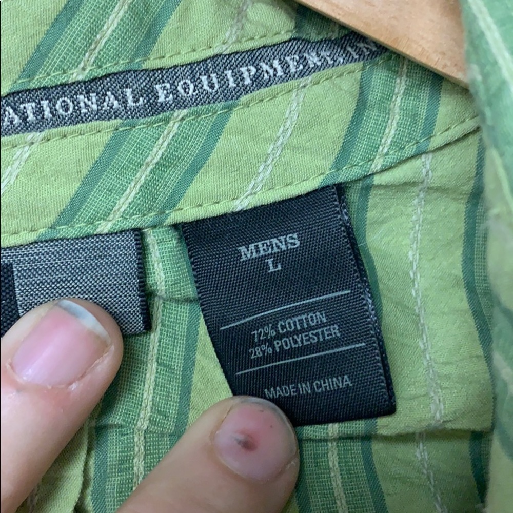 REI. Shirt sleeve shirt. Size L. - Picture 4 of 4